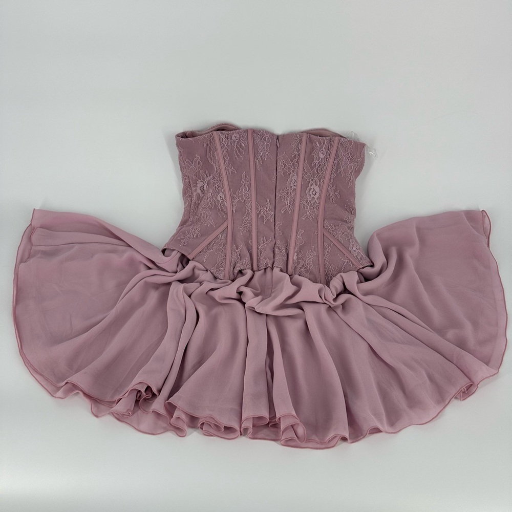 Dress - Picture 4 of 5